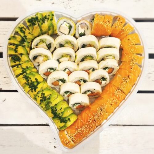 Torta sushi CORAZÓN – 60 piezas